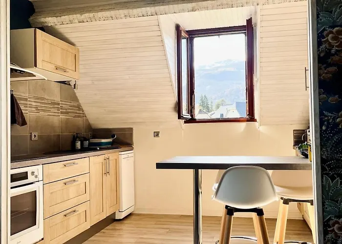 Apartament Calme Dans Maison Avec Jardin